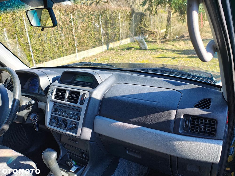 Mitsubishi Pajero Pinin - 11