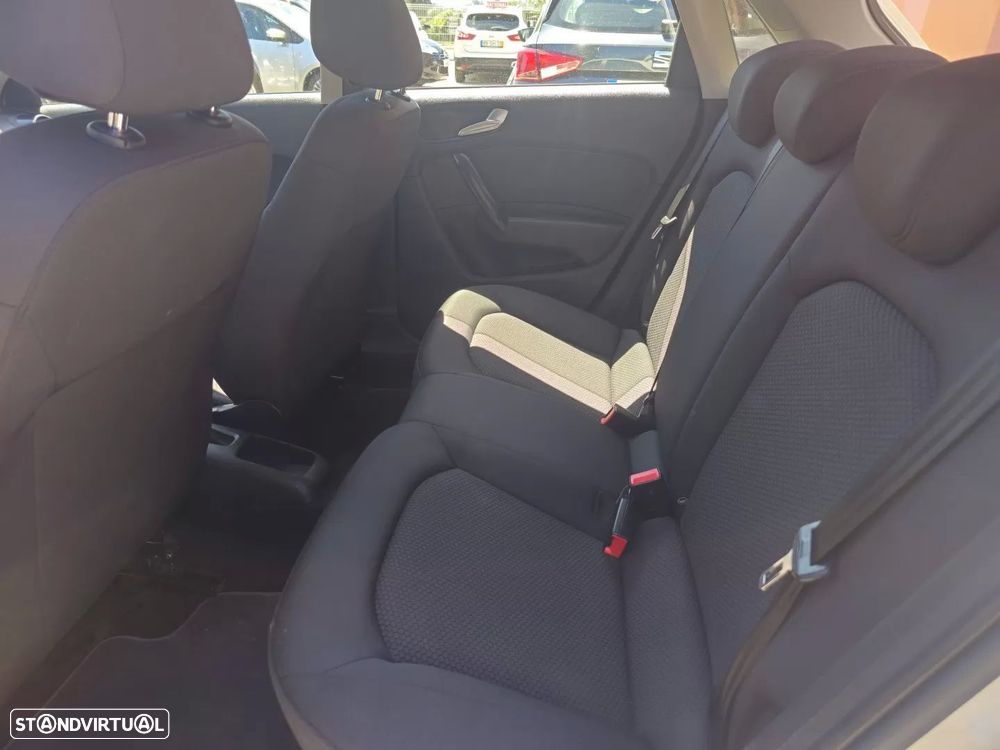 Audi A1 Sportback 1.2 TFSI Attraction - 11