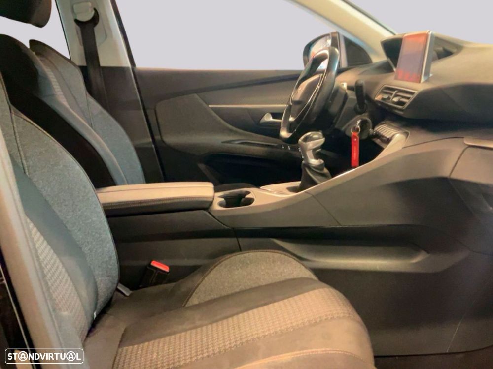 Peugeot 3008 - 4