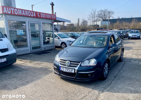 Volkswagen Jetta 1.4 TSI Sportline DSG