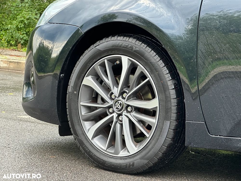 Toyota Avensis Touring Sports 1.6 D-4D Executive - 10
