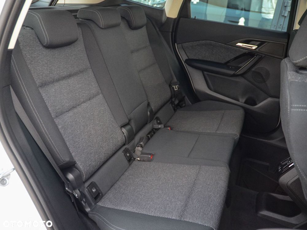 BMW X1 sDrive18i - 32