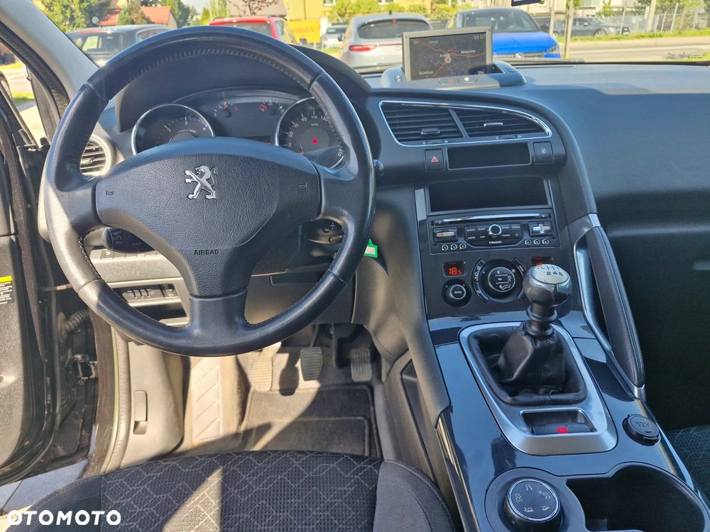 Peugeot 3008 1.6 BlueHDi Style S&S - 9