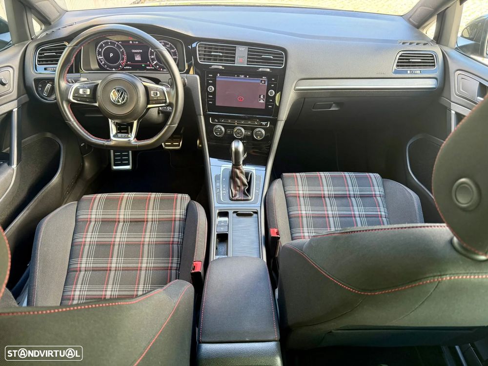 VW Golf GTI 2.0 TSI OPF DSG Performance - 8