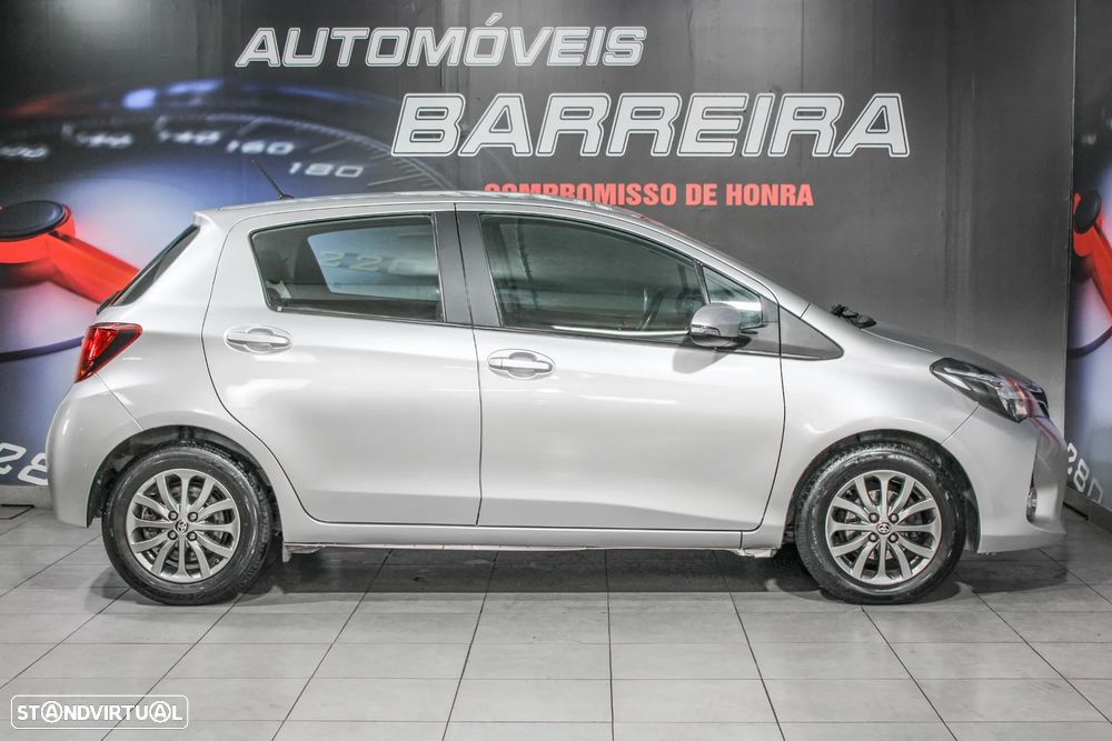 Toyota Yaris 1.4 D-4D Comfort+P.Style - 10