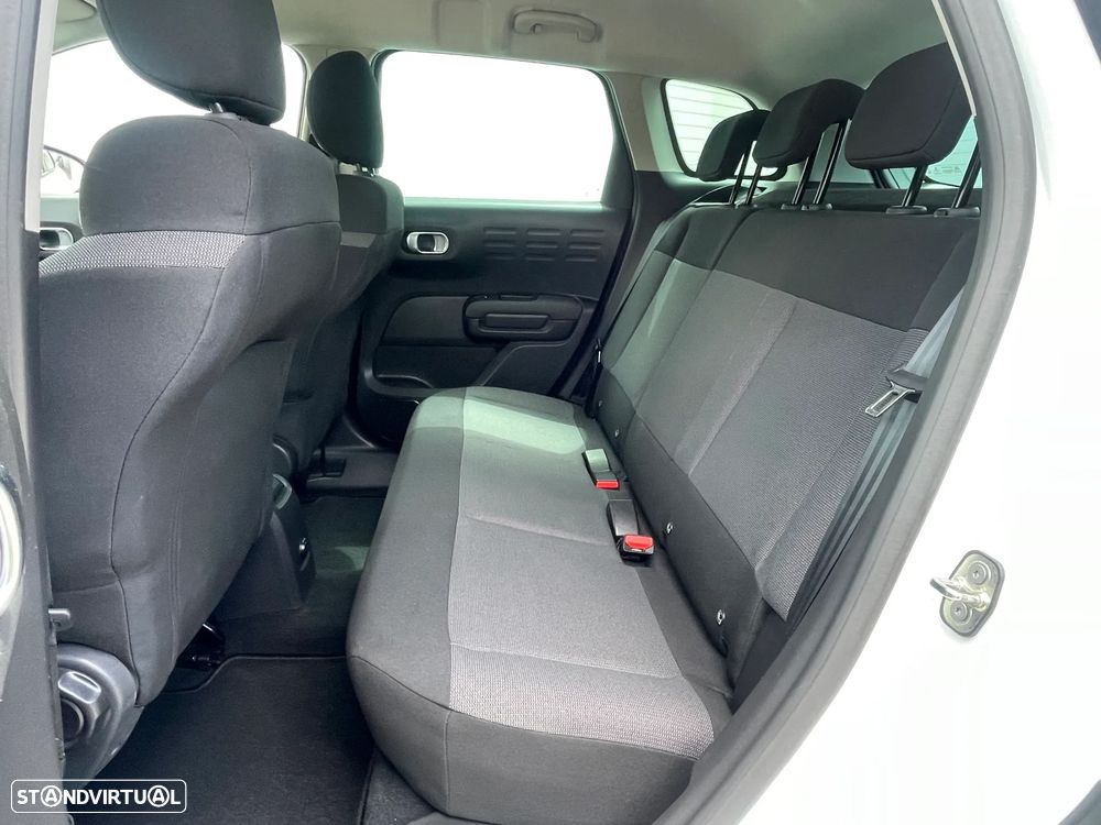 Citroën C3 Aircross 1.2 PureTech Shine EAT6 — fotografia 31