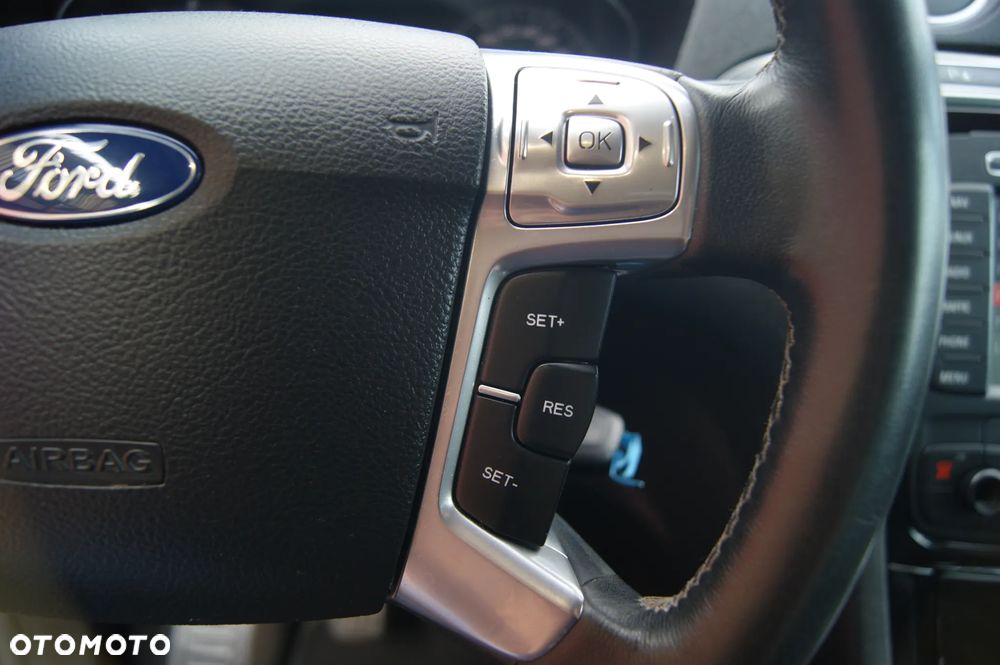 Ford S-Max 2.0 TDCi Titanium - 12
