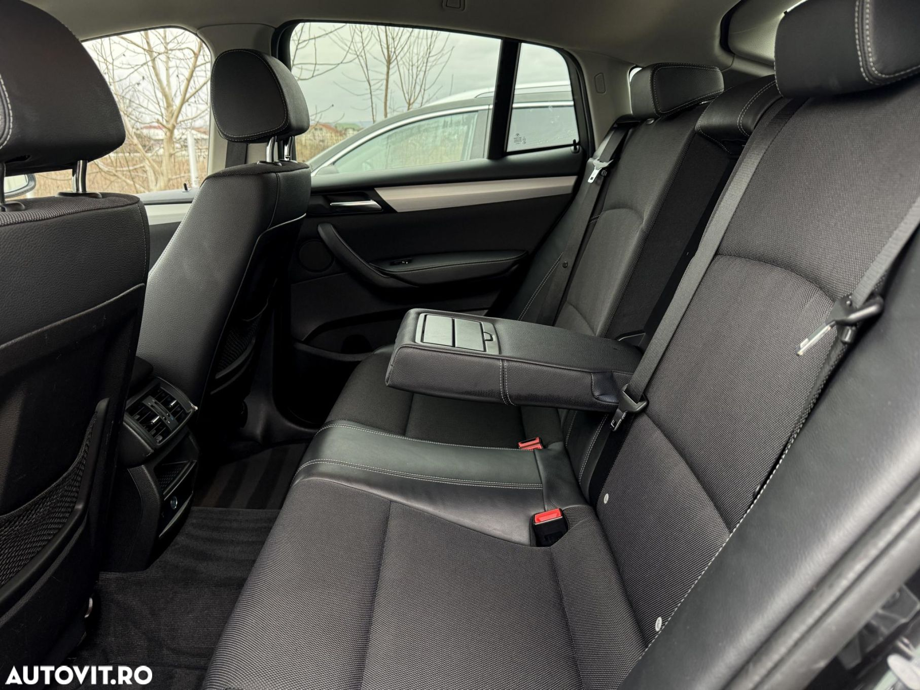 BMW X4 xDrive20d - 27