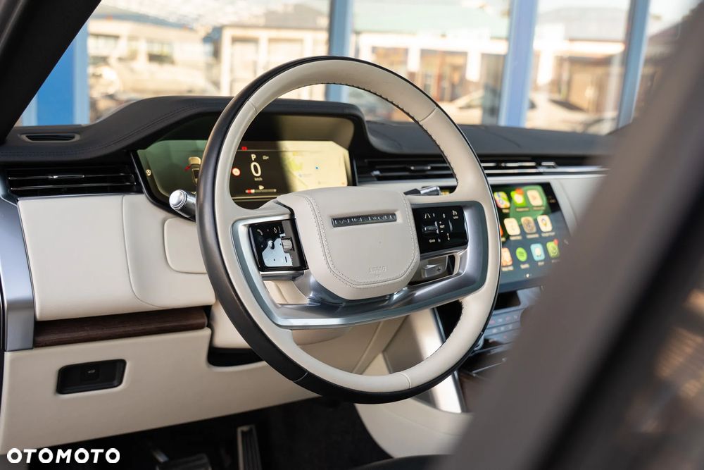 Land Rover Range Rover D300 HSE - 23