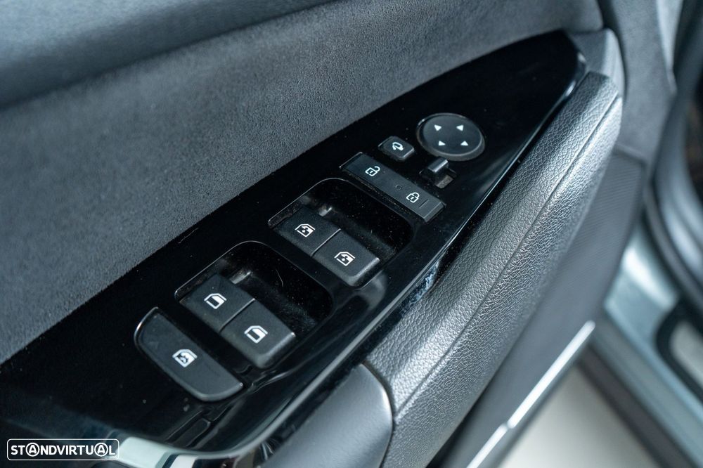 Kia Sportage 1.6 T-GDI AWD Pack GT-Line - 32