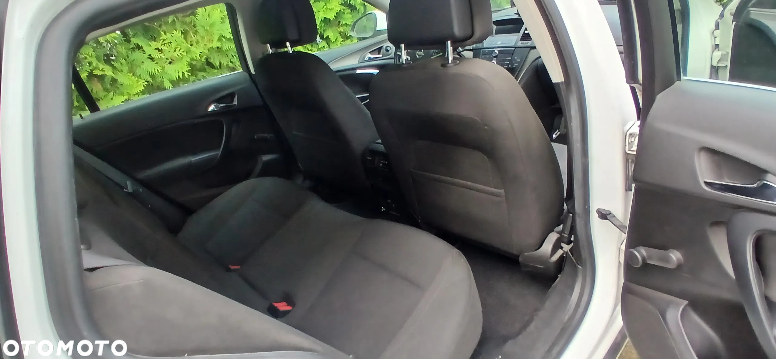 Opel Insignia 2.0 CDTI Sports Tourer Edition - 21