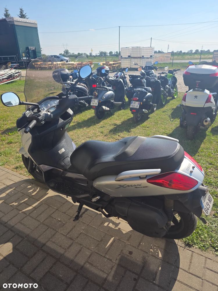 Yamaha X-max - 5