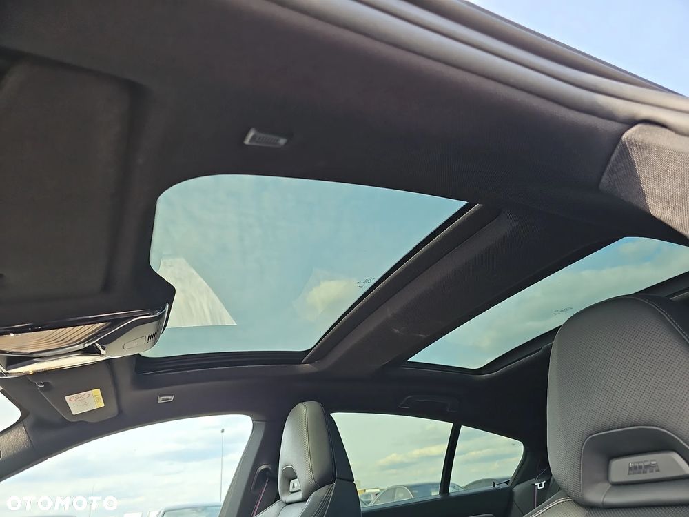 BMW Seria 8 M850i xDrive - 34