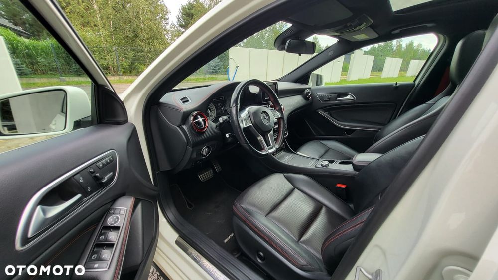 Mercedes-Benz Klasa A 250 (BlueEFFICIENCY) 7G-DCT AMG Sport - 34