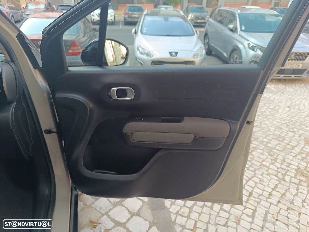 Citroën C3 Aircross PureTech 110 Stop & Start EAT6 Shine - 32