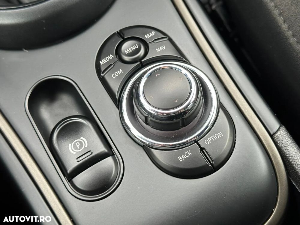 Mini Countryman Cooper AT - 27