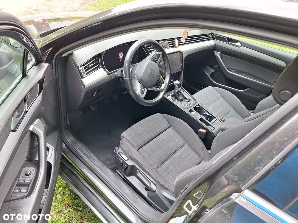 Volkswagen Passat 2.0 TDI SCR Business - 2