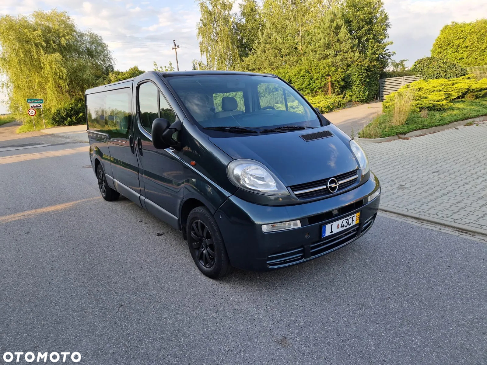 Opel VIVARO L2H1 - 25