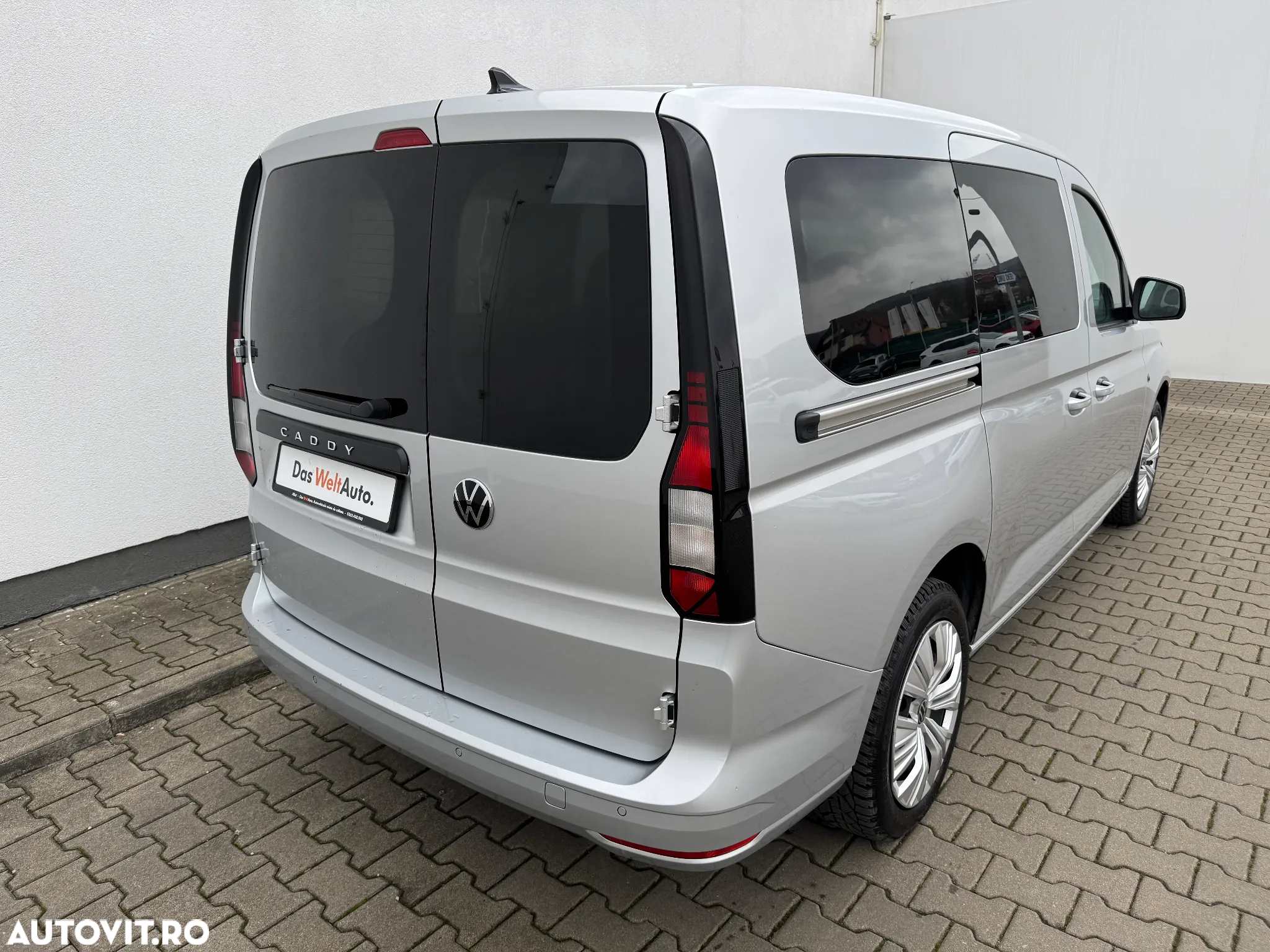 Volkswagen Caddy Maxi 2.0 TDI 75 kW - 4