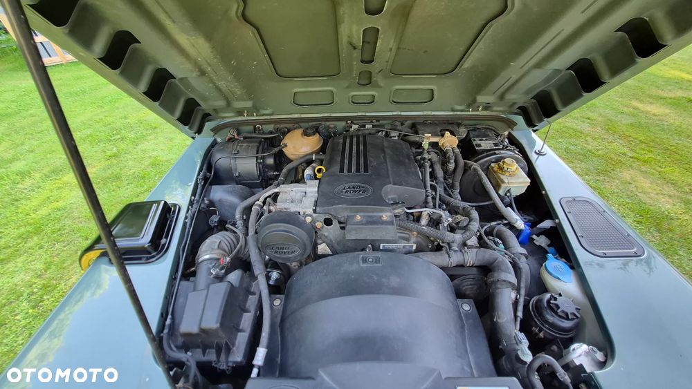Land Rover Defender 2.2 TD4 E - 23