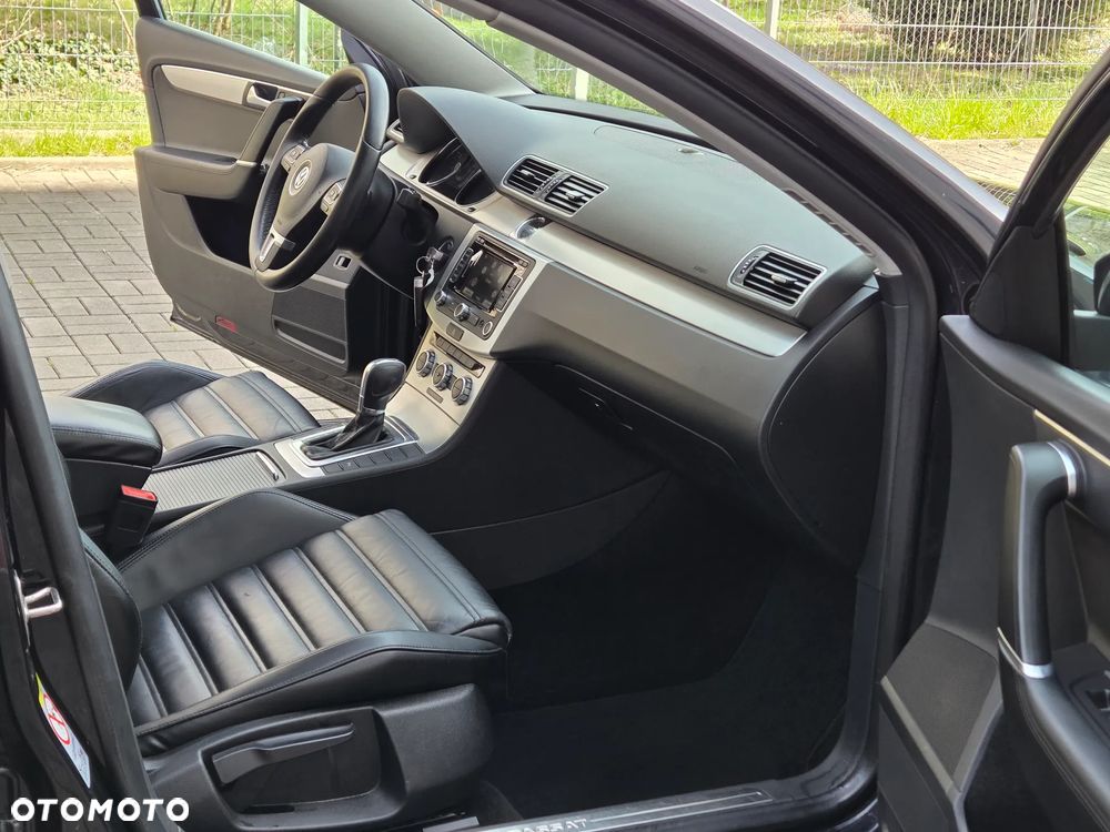 Volkswagen Passat 1.8 TSI DSG Highline - 16