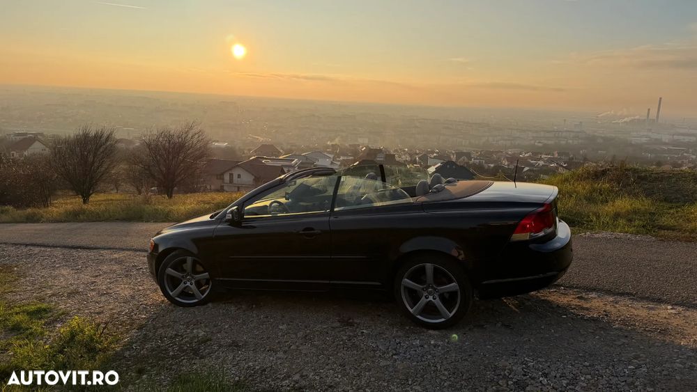 Volvo C70 2.0D Momentum - 16