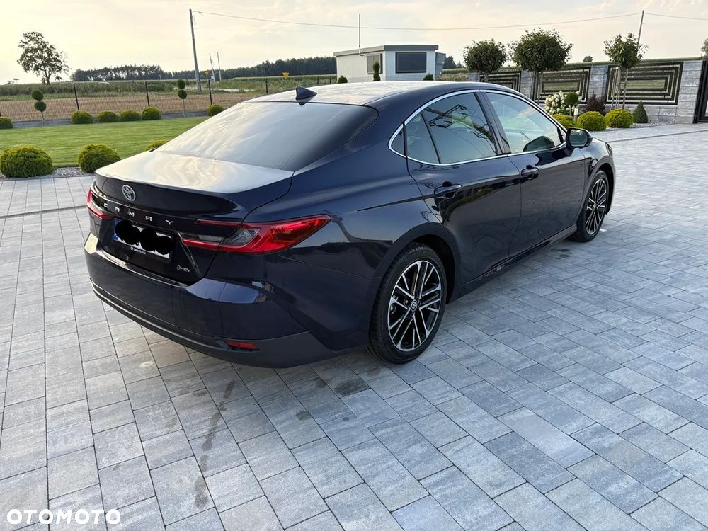 Toyota Camry 2.5 Hybrid Executive CVT - 8