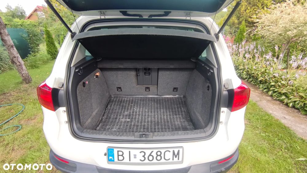 Volkswagen Tiguan - 8