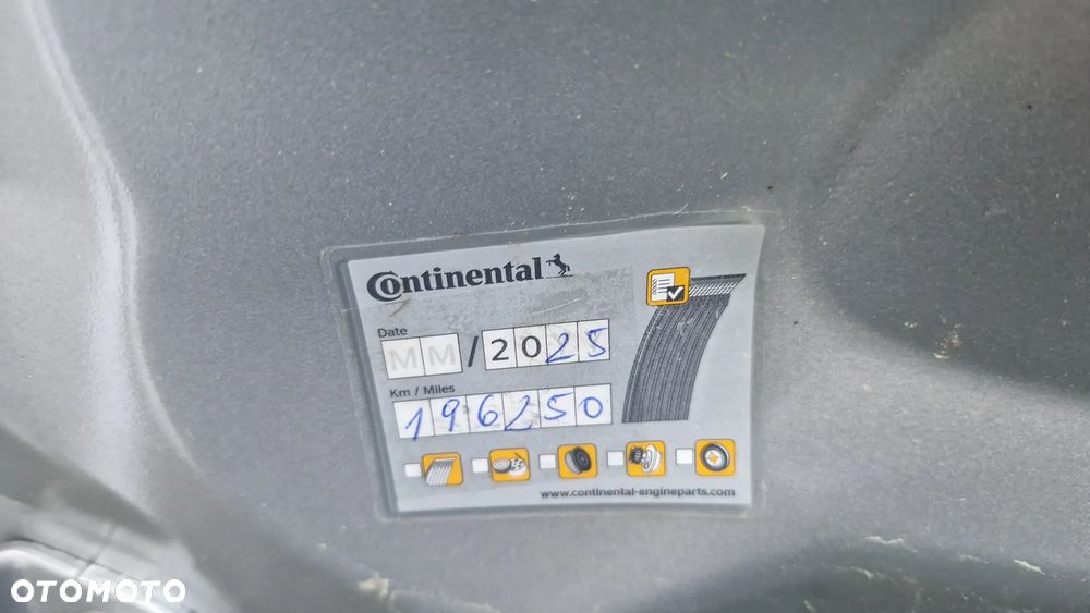 Ford Kuga 1.6 EcoBoost 2x4 Titanium - 34
