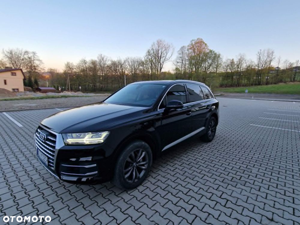 Audi Q7 - 1