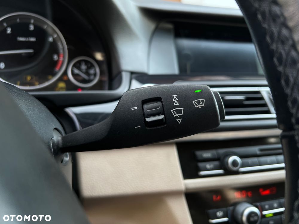 BMW Seria 5 530d - 11