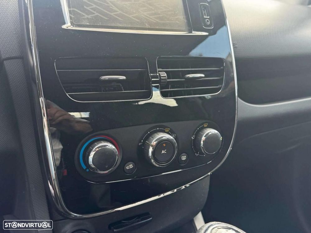 Renault Clio Sport Tourer 1.5 dCi Dynamique S 82g - 16