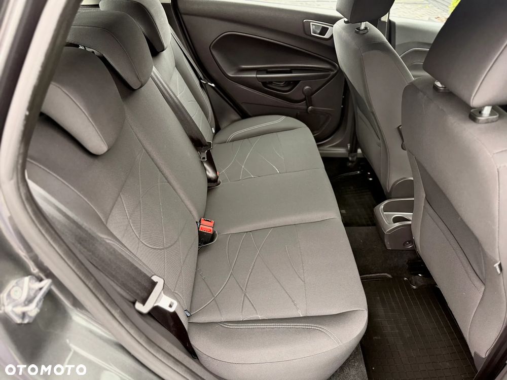 Ford Fiesta 1.25 Silver X Plus EU6 - 19