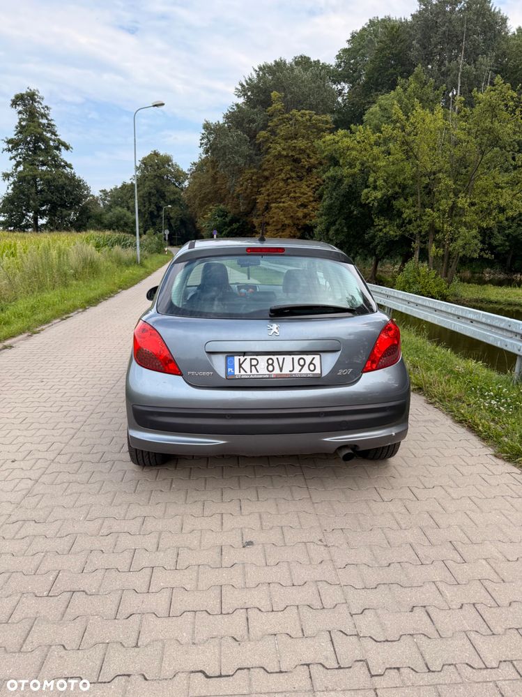 Peugeot 207 - 4