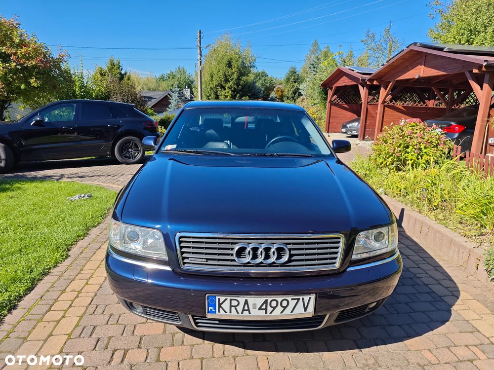 Audi A8 - 3