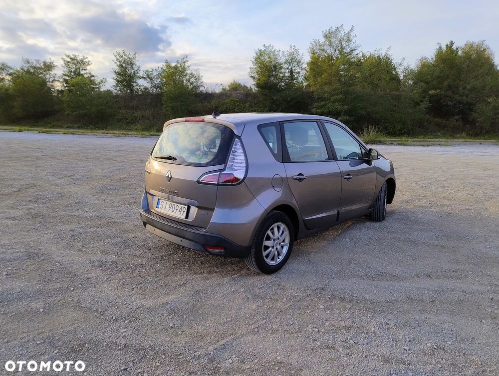 Renault Scenic 1.5 dCi Life - 6