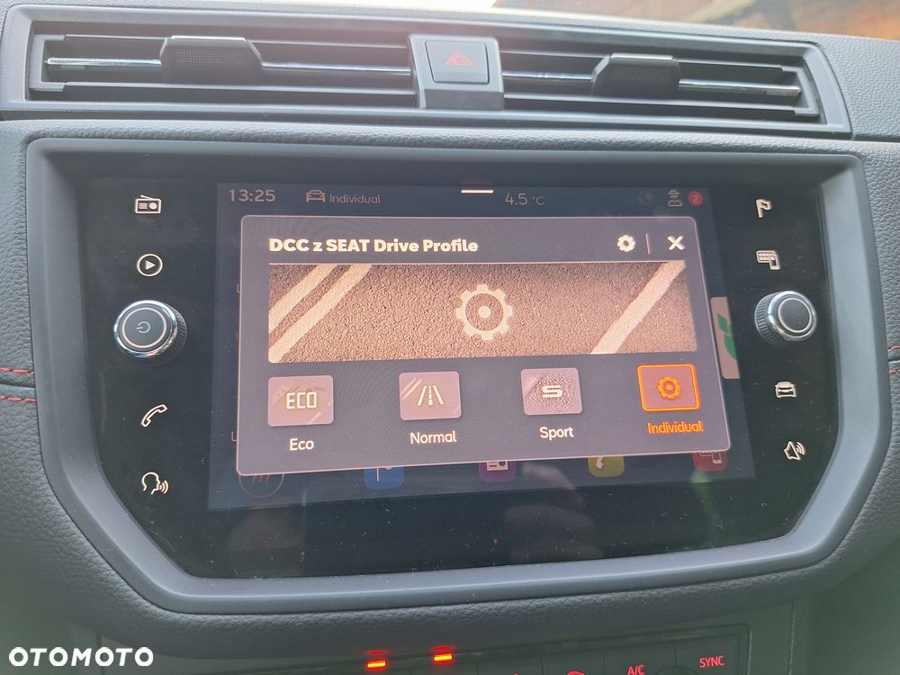 Seat Ibiza 1.0 TSI S&S DSG FR Anniversary Edition - 10