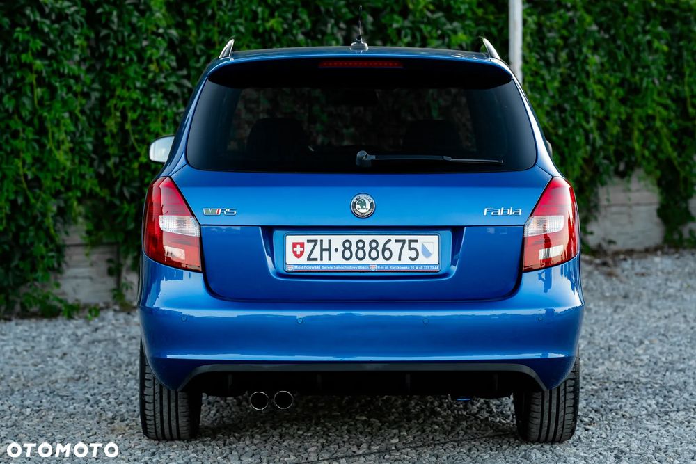 Skoda Fabia 1.4 TSI DSG RS - 12