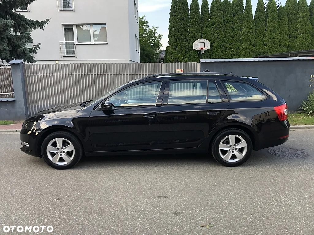 Skoda Octavia 1.6 TDI Ambition - 8
