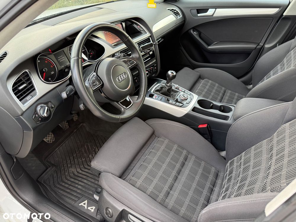 Audi A4 Avant 2.0 TDI - 15