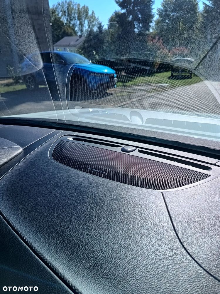 Volvo S90 - 16
