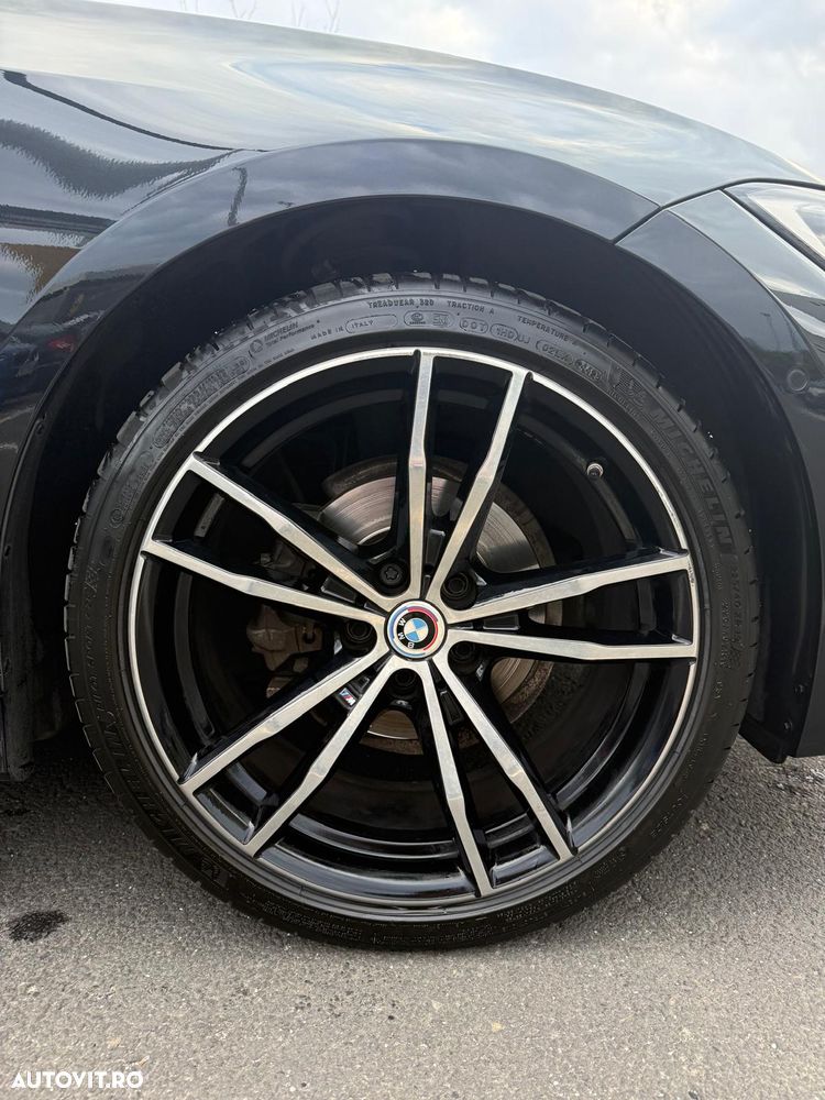 BMW Seria 3 2019 photo 3