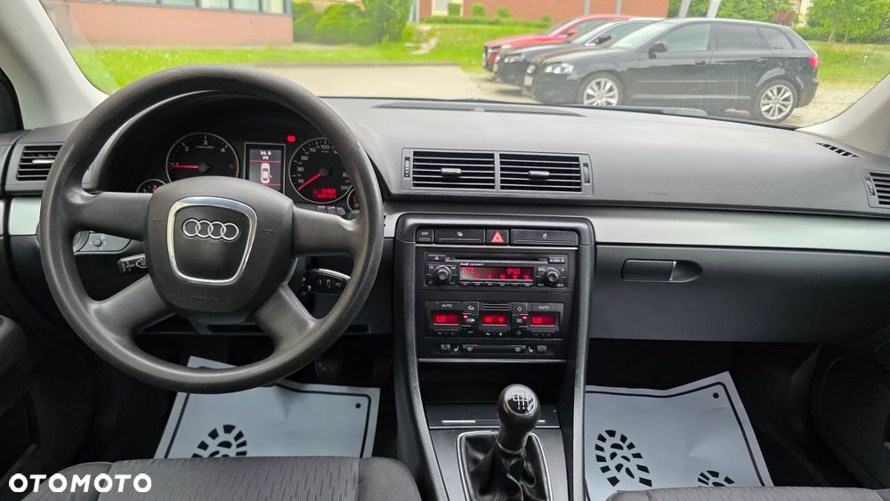 Audi A4 Avant 2.0 TDI - 31