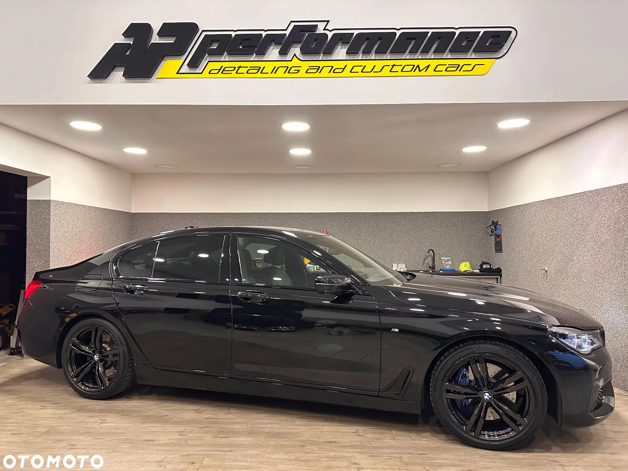 BMW Seria 7 730d xDrive sport - 1