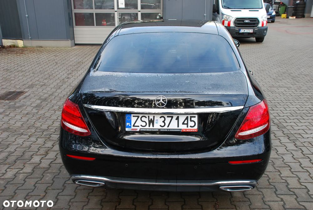 Mercedes-Benz Klasa E 220 d 9G-TRONIC Avantgarde - 8