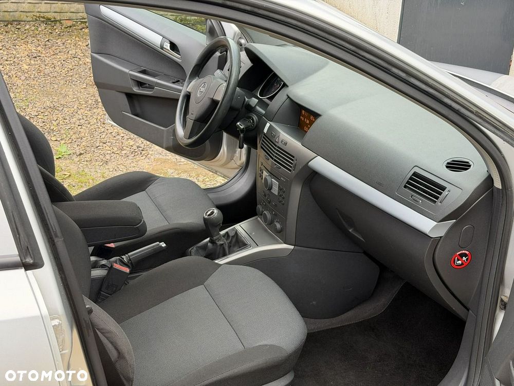 Opel Astra - 17