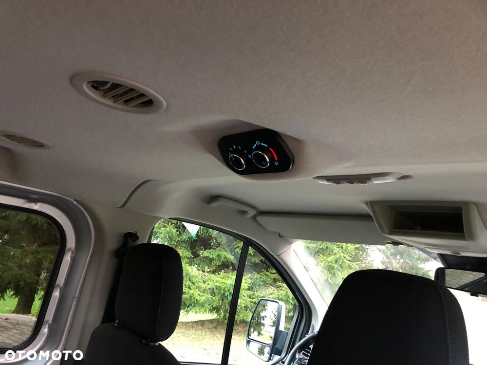 Ford Transit Custom 290 L2H1 Ambiente - 17