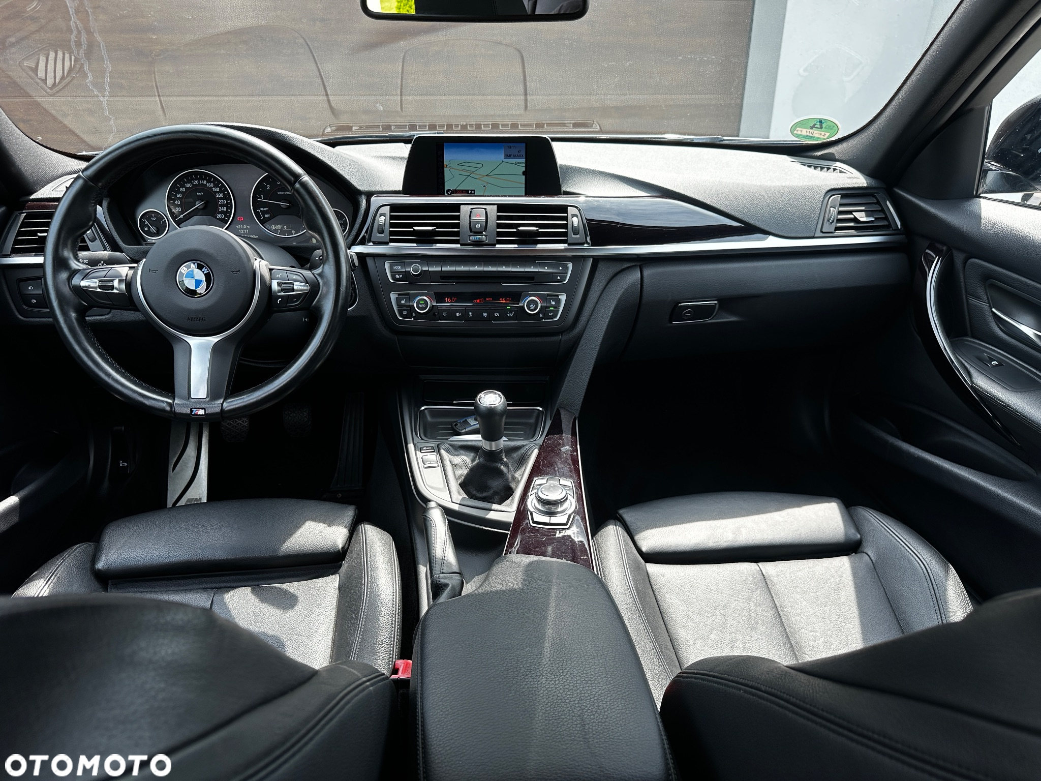 BMW Seria 3 320i M Sport - 22