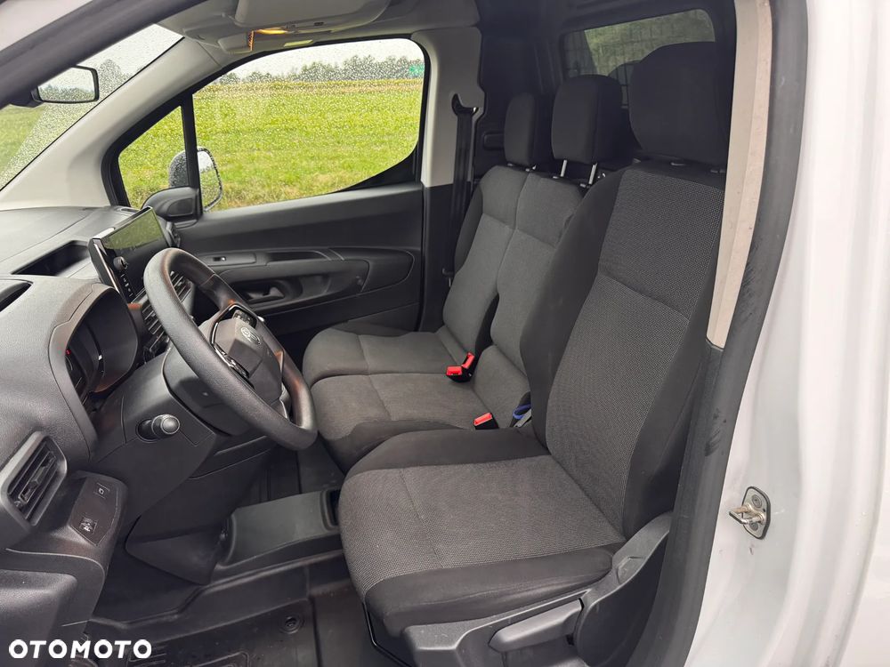 Toyota Proace City - 15