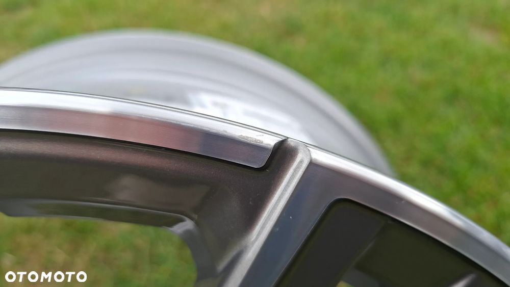 Felga Aluminiowa 17 BMW 1 F40 2 F44 5x112 ET 54 Styling 550M 8053523 - 4
